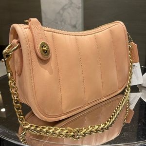 NWT Coach Swinger 20 with Quilting Color: Faded Blush